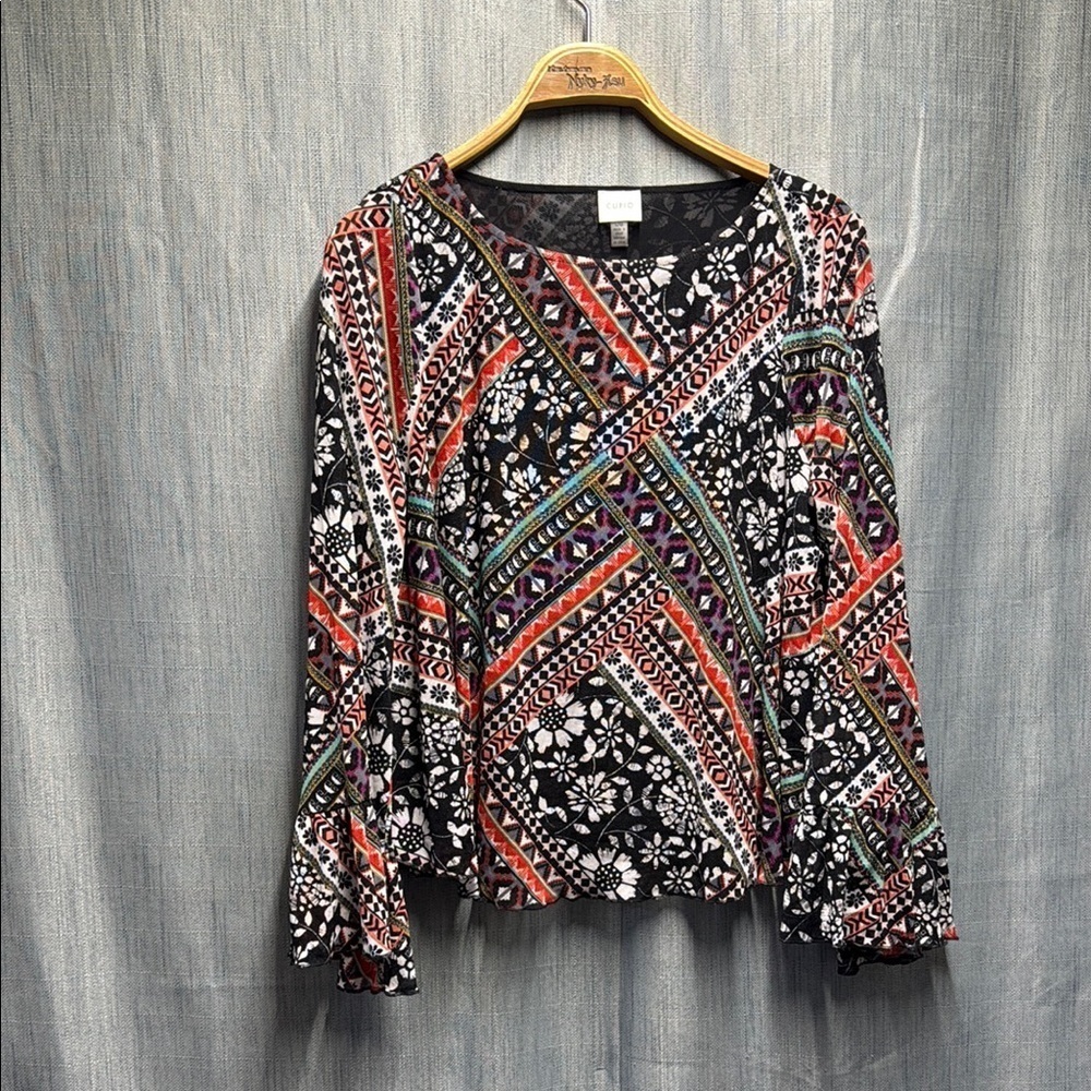 🏴 Cupio long sleeve blouse size large